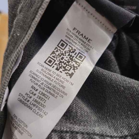 Frame Le High Flare high-rise flared jeans - Picture 12 of 13